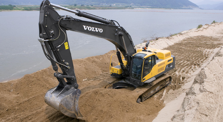 VOLVO CE